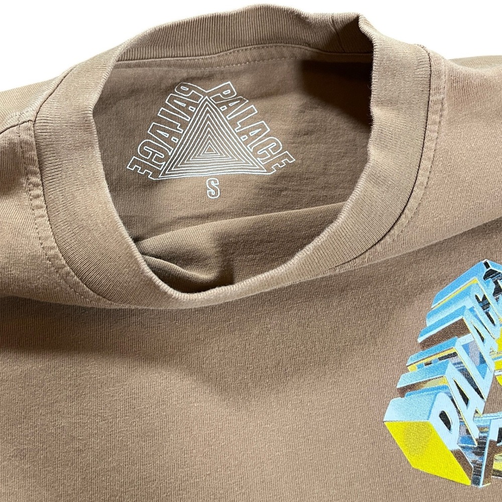 SS23 Palace Tri-Chrome Mocha T-Shirt Mens Size Small Tan Graphic Tee Small - Picture 3 of 8